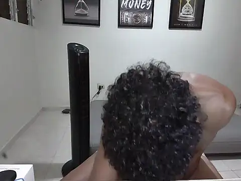 Dollarhot30 online show from September 29, 2025, 1:12 am