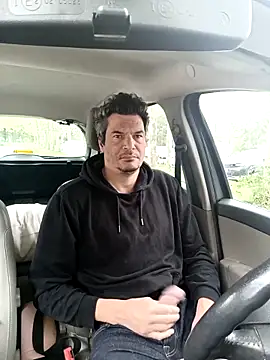 Snapshot of twitshe chatting on October 10, 2025, 8:37 am twitshe online show from October 10, 2025, 8:37 am