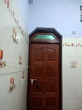 Snapshot of Hot-Soniya733 chatting on December 19, 2025, 8:00 pm Hot-Soniya733 online show from December 19, 2025, 8:00 pm