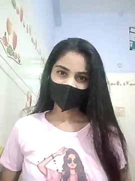 Hot-Soniya733 online show from September 28, 2025, 6:26 pm