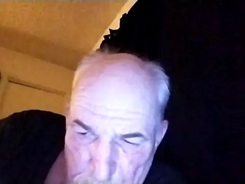 Snapshot of Rootpass222 chatting on July 1, 2026, 10:04 am Rootpass222 online show from July 1, 2026, 10:04 am