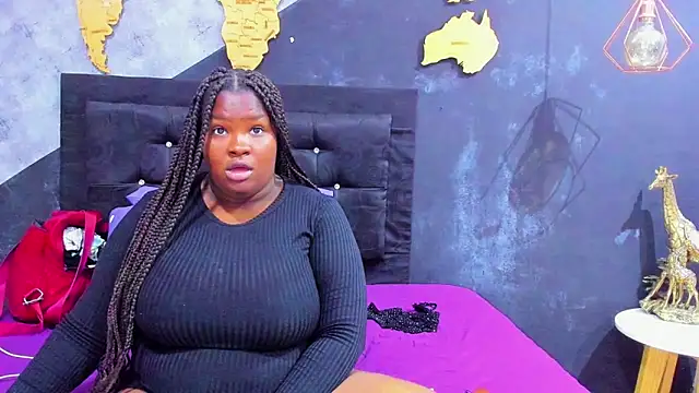 Maiam  Rossi online show from December 14, 2025, 1:28 pm