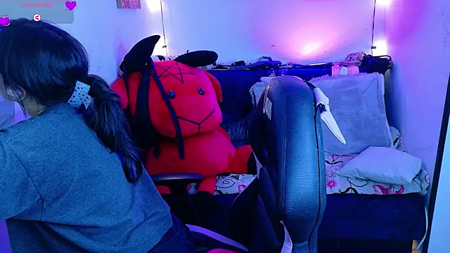 Snapshot of MiaVelvetDoll chatting on September 20, 2025, 2:00 pm MiaVelvetDoll online show from September 20, 2025, 2:00 pm