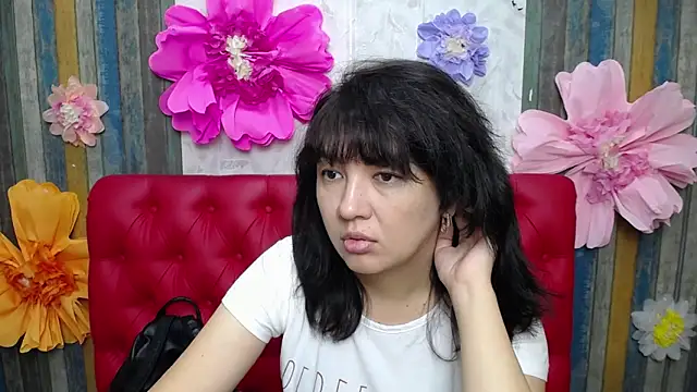 SelenaFly online show from September 17, 2025, 5:20 am