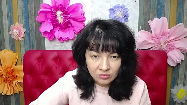 SelenaFly online show from October 16, 2025, 5:27 am