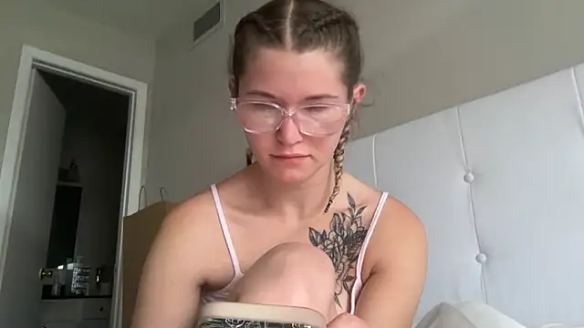 Riley ray69 online show from March 25, 2026, 1:21 pm