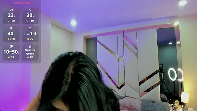 Snapshot of EmmaStonns chatting on September 23, 2025, 2:13 pm EmmaStonns online show from September 23, 2025, 2:13 pm