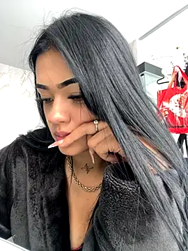 Snapshot of EmmaStonns chatting on September 19, 2025, 2:32 pm EmmaStonns online show from September 19, 2025, 2:32 pm