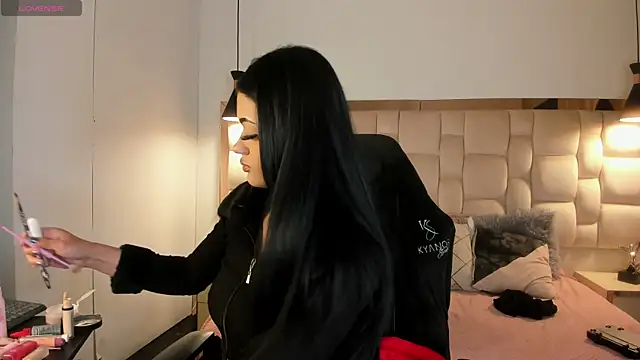 EmmaStonns online show from April 8, 2026, 12:50 pm