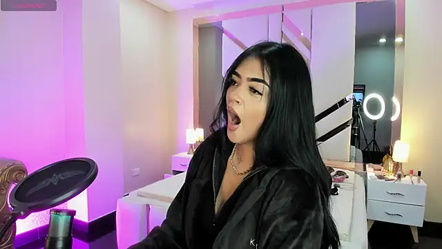 Snapshot of EmmaStonns chatting on September 9, 2025, 1:09 pm EmmaStonns online show from September 9, 2025, 1:09 pm