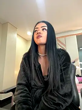 Snapshot of EmmaStonns chatting on October 17, 2025, 2:08 pm EmmaStonns online show from October 17, 2025, 2:08 pm