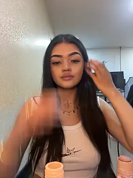 Snapshot of EmmaStonns chatting on October 28, 2025, 11:53 am EmmaStonns online show from October 28, 2025, 11:53 am