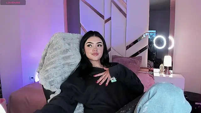 EmmaStonns online show from February 27, 2026, 1:55 pm