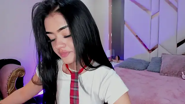 Snapshot of EmmaStonns chatting on September 30, 2025, 11:38 am EmmaStonns online show from September 30, 2025, 11:38 am