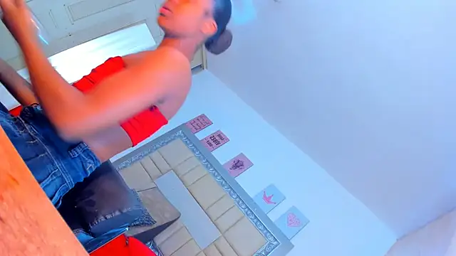 Snapshot of EbonyWildYou chatting on September 17, 2025, 1:24 pm EbonyWildYou online show from September 17, 2025, 1:24 pm