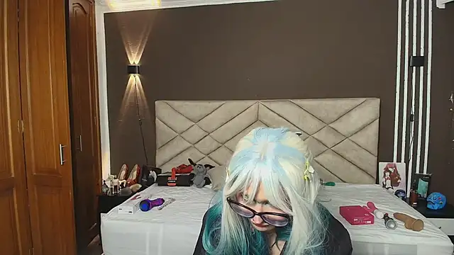 AbbyDoll OwO online show from September 8, 2025, 8:19 pm