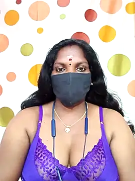 Snapshot of Tamil_Abinaya chatting on September 21, 2025, 4:45 pm Tamil Abinaya online show from September 21, 2025, 4:45 pm