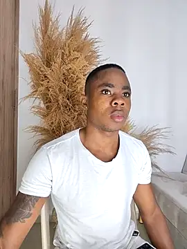 Snapshot of liambolt chatting on October 21, 2025, 3:06 am liambolt online show from October 21, 2025, 3:06 am