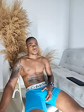 Snapshot of liambolt chatting on September 29, 2025, 11:10 pm liambolt online show from September 29, 2025, 11:10 pm