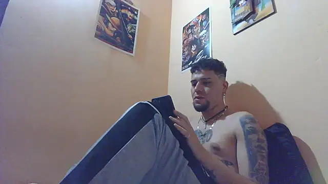 Snapshot of Juuaanp3 chatting on November 5, 2025, 12:14 am Juuaanp3 online show from November 5, 2025, 12:14 am