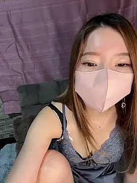 Snapshot of yuuhichan chatting on February 12, 2026, 4:56 am yuuhichan online show from February 12, 2026, 4:56 am