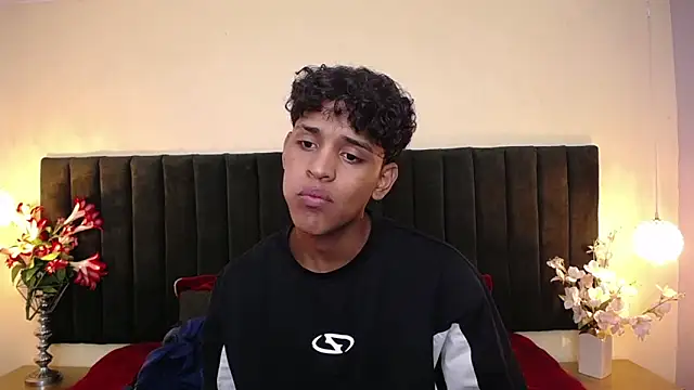 jhos padill online show from February 16, 2026, 1:32 pm