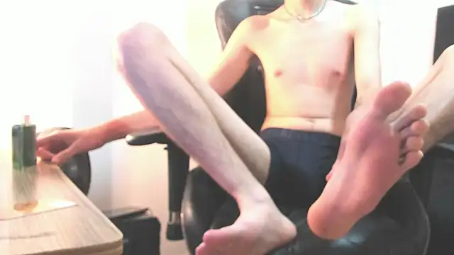 Snapshot of JAX25_OS chatting on October 24, 2025, 7:13 pm JAX25 OS online show from October 24, 2025, 7:13 pm