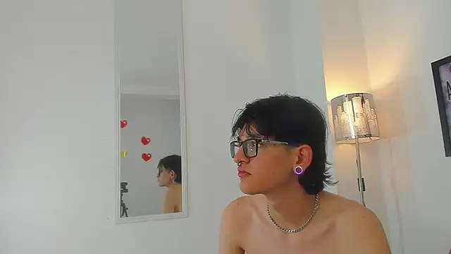 Snapshot of JAX25_OS chatting on September 28, 2025, 7:10 pm JAX25 OS online show from September 28, 2025, 7:10 pm