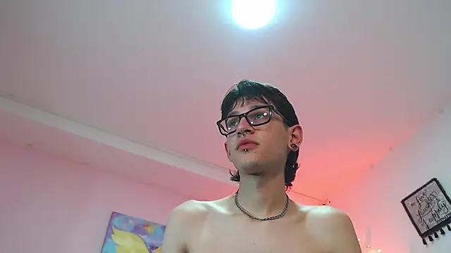 Snapshot of JAX25_OS chatting on November 2, 2025, 7:08 pm JAX25 OS online show from November 2, 2025, 7:08 pm