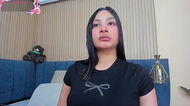 angel ponce online show from November 3, 2025, 7:28 pm