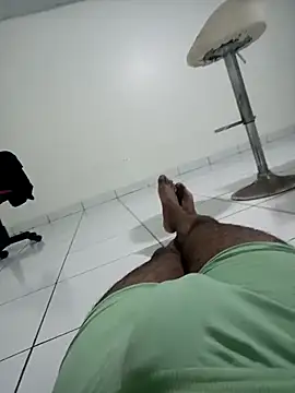 Snapshot of marii15 chatting on November 3, 2025, 5:34 am marii15 online show from November 3, 2025, 5:34 am