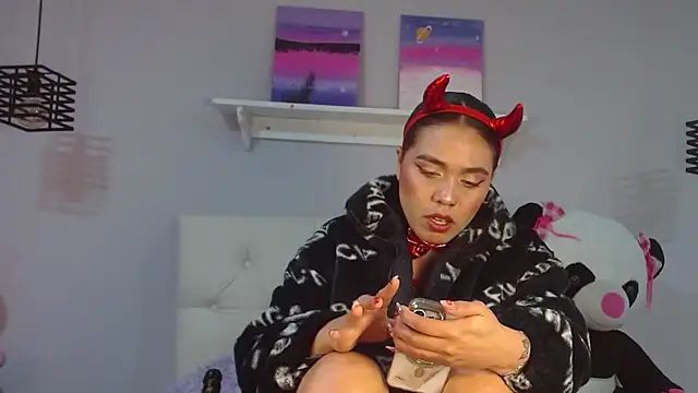  Aiitanaa  online show from October 13, 2025, 3:52 am