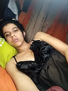 lucerocutte online show from April 6, 2026, 4:19 am