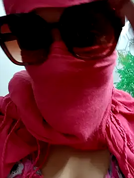 Snapshot of roshni19 chatting on October 3, 2025, 9:16 pm roshni19 online show from October 3, 2025, 9:16 pm