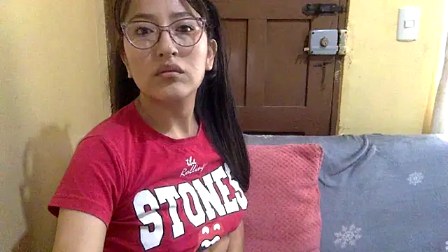 Snapshot of AlbyberCH chatting on October 5, 2025, 5:36 pm AlbyberCH online show from October 5, 2025, 5:36 pm