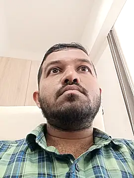 Snapshot of VJ17 chatting on September 11, 2025, 5:29 am VJ17 online show from September 11, 2025, 5:29 am