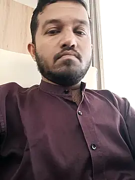 Snapshot of VJ17 chatting on October 28, 2025, 4:57 am VJ17 online show from October 28, 2025, 4:57 am