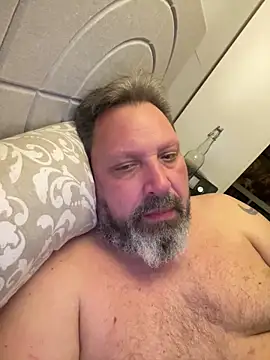 Snapshot of BigMan738@xh chatting on May 15, 2026, 10:08 pm BigMan738xh online show from May 15, 2026, 10:08 pm
