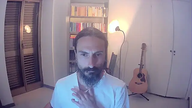 Snapshot of Mrkurt86 chatting on October 25, 2025, 5:24 pm Mrkurt86 online show from October 25, 2025, 5:24 pm