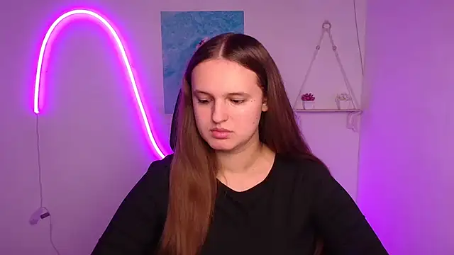 Snapshot of Aurora_White chatting on October 10, 2025, 12:17 pm Aurora White online show from October 10, 2025, 12:17 pm