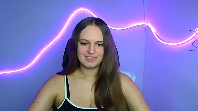 Snapshot of Aurora_White chatting on September 26, 2025, 11:17 am Aurora White online show from September 26, 2025, 11:17 am