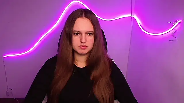 Snapshot of Aurora_White chatting on October 8, 2025, 12:07 pm Aurora White online show from October 8, 2025, 12:07 pm