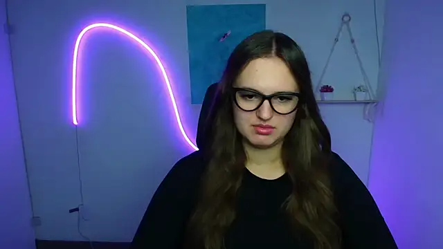 Snapshot of Aurora_White chatting on October 24, 2025, 11:20 am Aurora White online show from October 24, 2025, 11:20 am