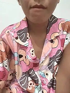 Snapshot of Sexyladzy chatting on September 18, 2025, 1:47 pm Sexyladzy online show from September 18, 2025, 1:47 pm