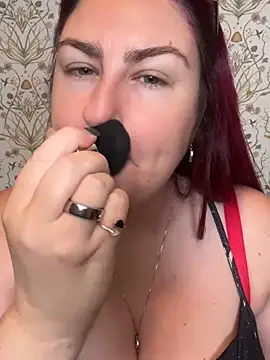 Lacey-BBW online show from October 1, 2025, 8:35 pm