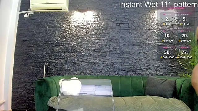 boobzilla  online show from September 22, 2025, 7:42 pm