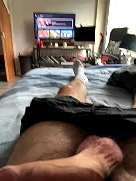 Ggowlad01 online show from October 22, 2025, 3:44 pm