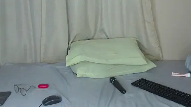 Snapshot of Sexychrista chatting on October 22, 2025, 1:38 am Sexychrista online show from October 22, 2025, 1:38 am