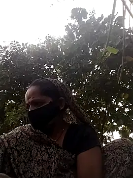 Snapshot of Sexi_savita chatting on October 15, 2025, 7:05 am Sexi savita online show from October 15, 2025, 7:05 am