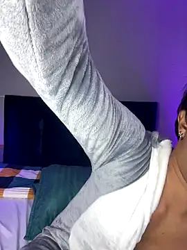 Snapshot of Leo_Savage_ chatting on September 18, 2025, 4:48 am Leo Savage online show from September 18, 2025, 4:48 am